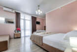 TAN_5824 TAN_5824