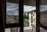 TAN_5892 TAN_5892